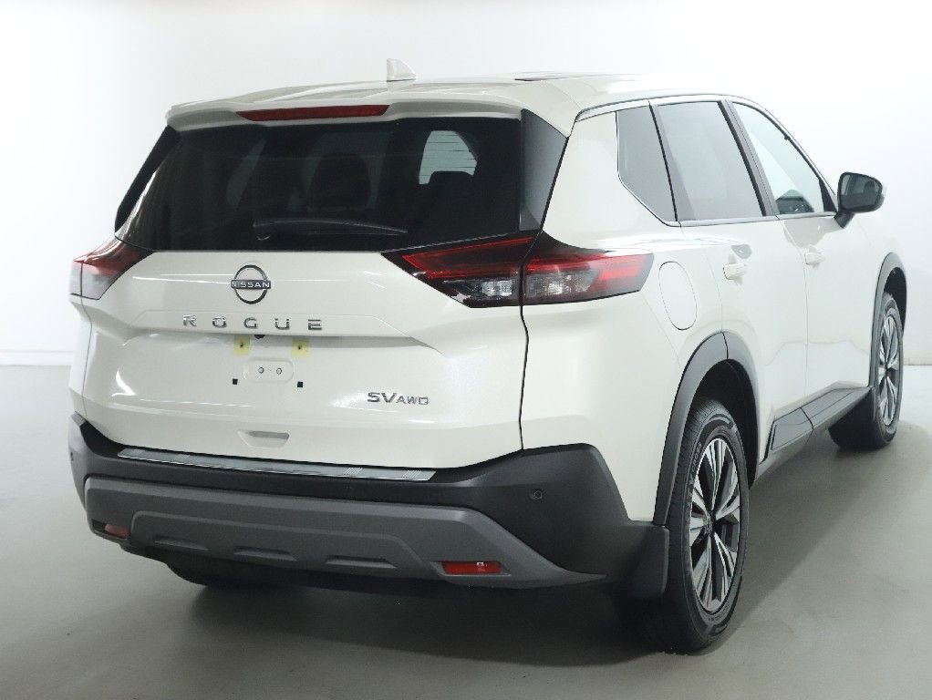 Used 2023 Nissan Rogue SV image 47