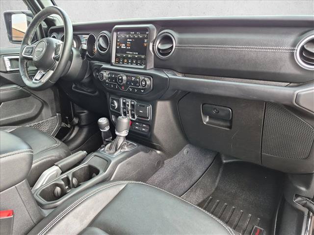 Used 2019 Jeep Wrangler Unlimited Sahara AWD/4WD image 22