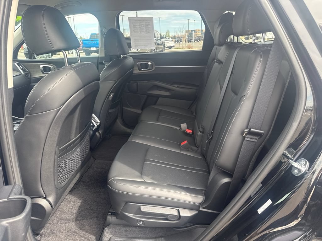Used 2023 Kia Sorento S AWD/4WD image 27
