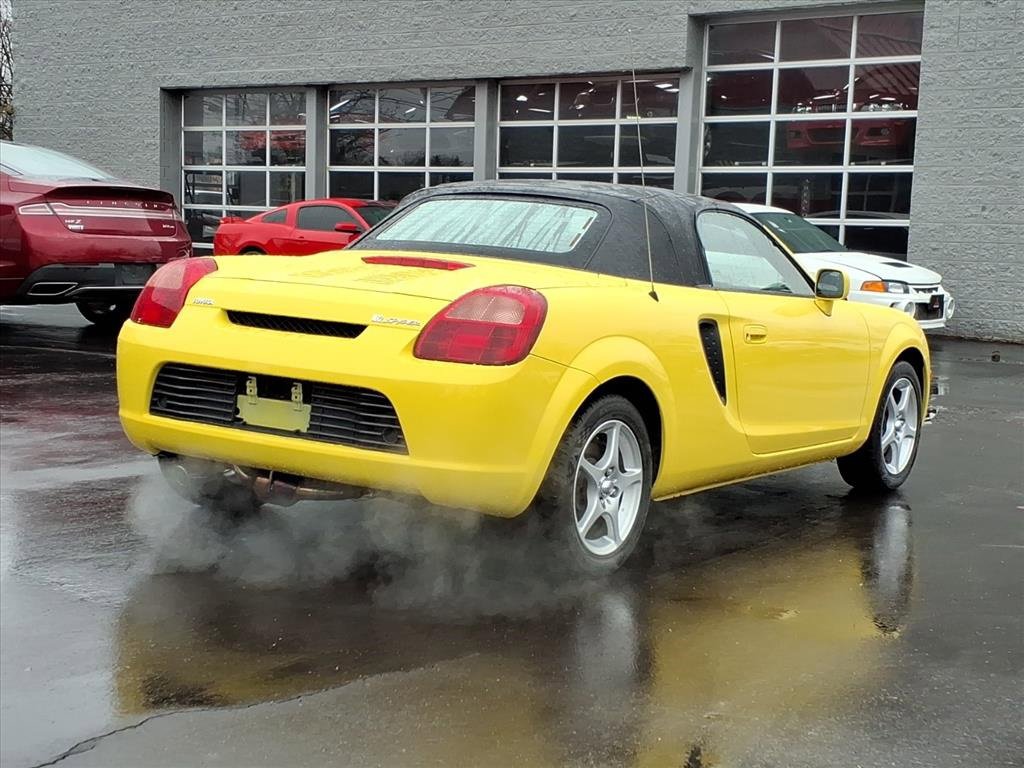 Used 2001 Toyota MR2 image 5