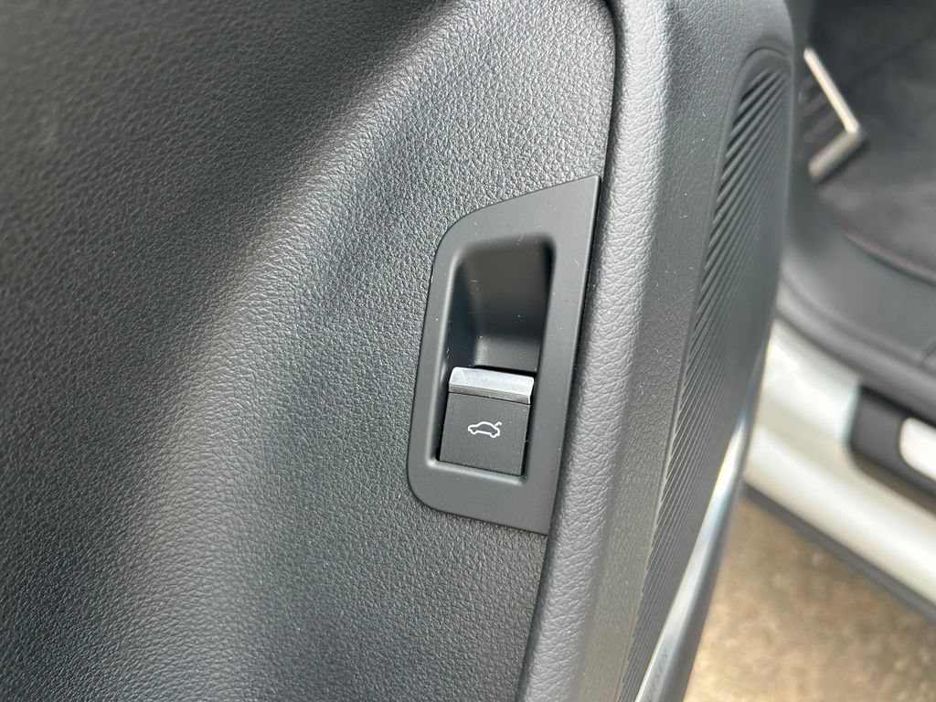 Used 2024 Audi RS Q8 AWD/4WD image 49