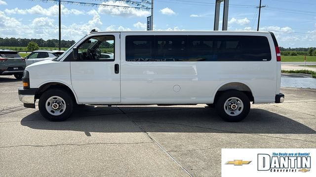 Used 2025 GMC Savana 3500 LT w/ LT Preferred Equipment Group RWD image 4