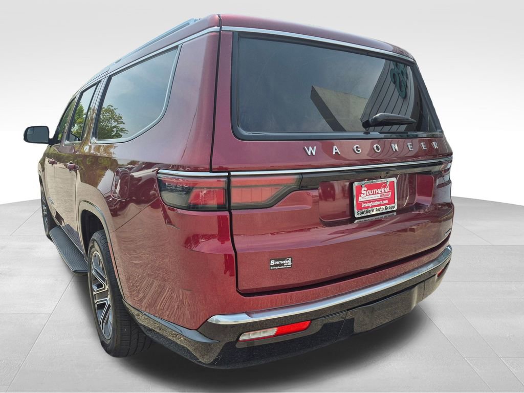 Used 2024 Jeep Wagoneer L Series II w/ Flexible Seating Group AWD/4WD image 3