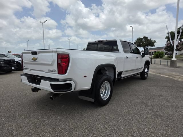 Used 2024 Chevrolet Silverado 3500 High Country w/ Technology Package AWD/4WD image 22