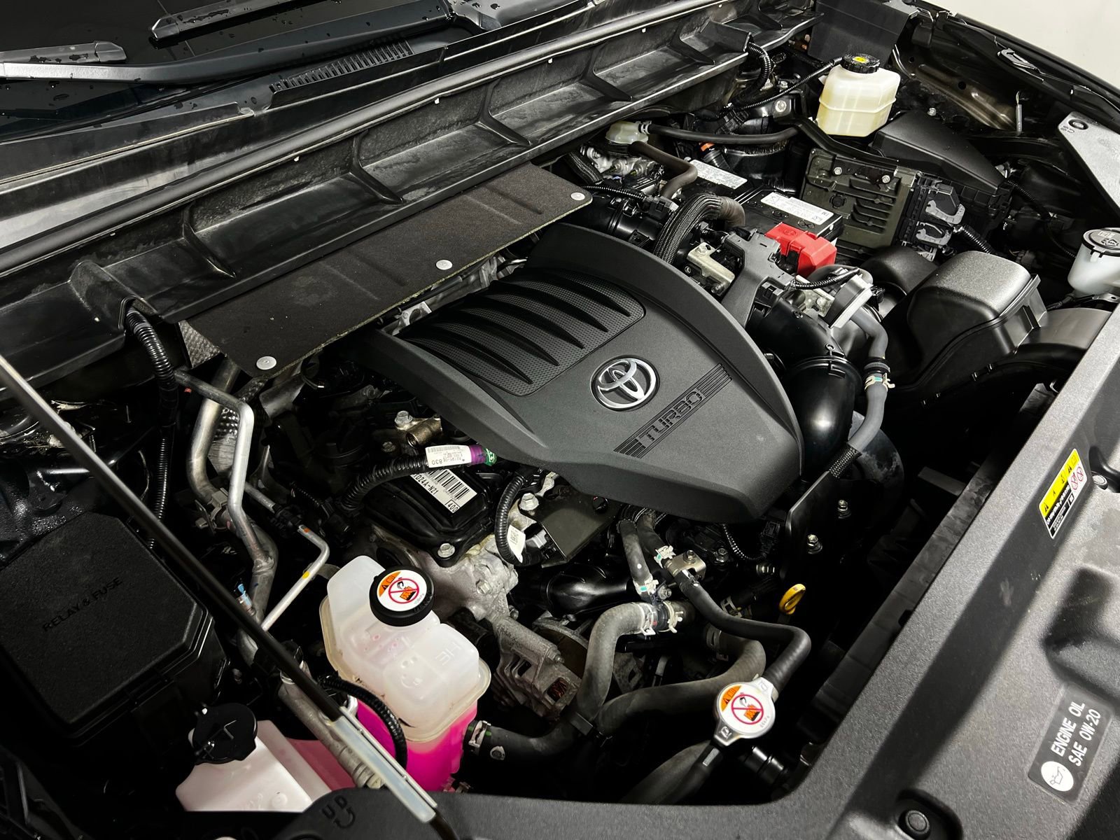 Certified 2023 Toyota Highlander LE image 10