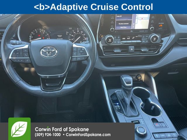 Used 2021 Toyota Highlander XSE image 3