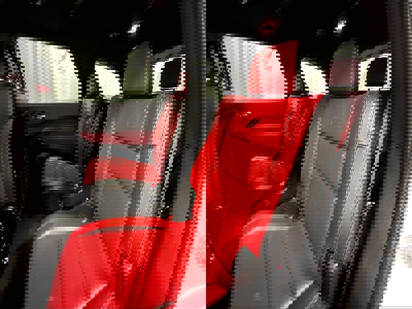 Used 2021 Dodge Durango R/T w/ Technology Group image 15