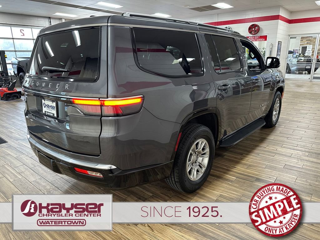 Used 2024 Jeep Wagoneer 4WD image 5