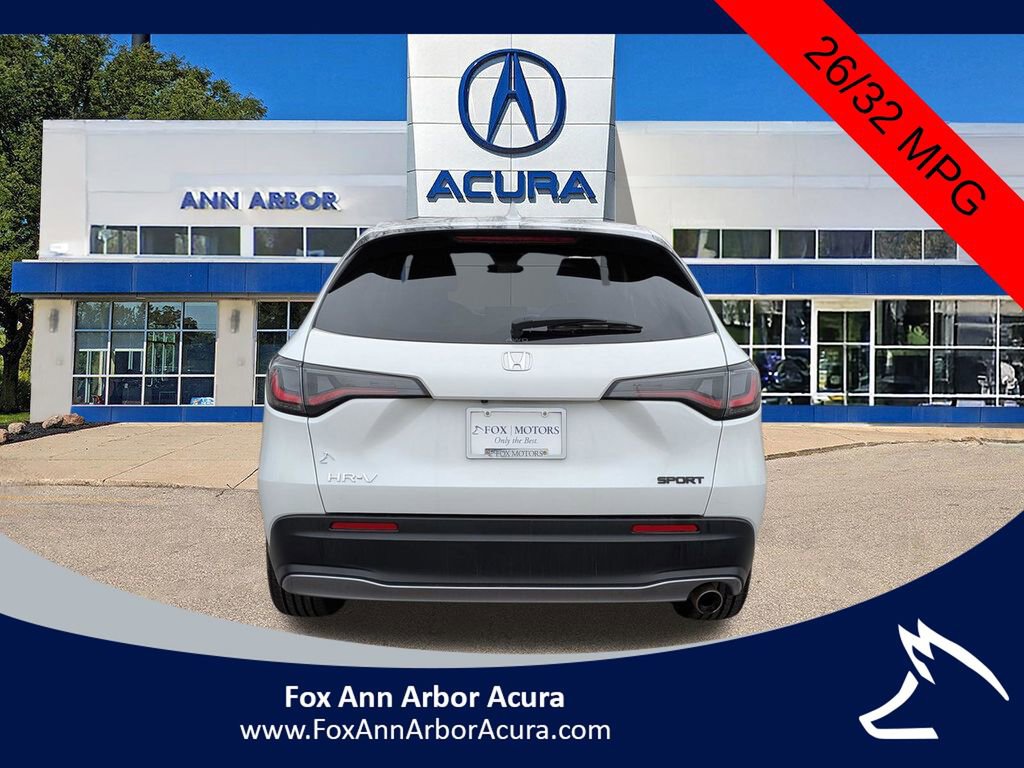 Used 2024 Honda HR-V Sport image 4