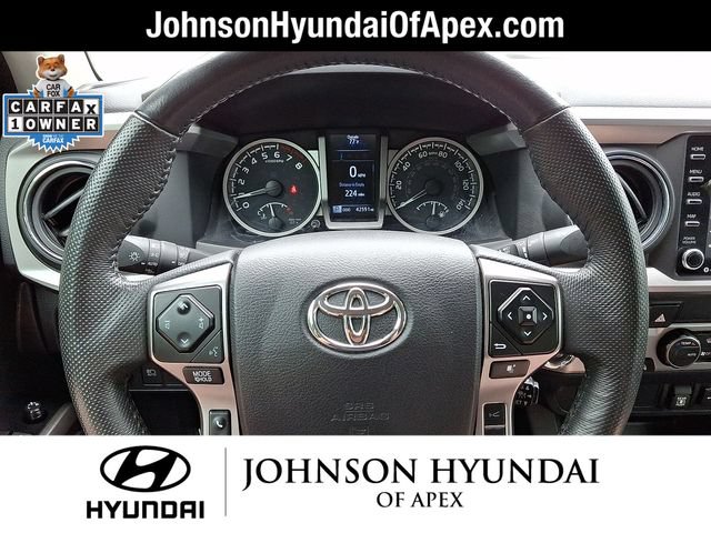 Used 2023 Toyota Tacoma SR5 w/ Technology Package AWD/4WD image 19