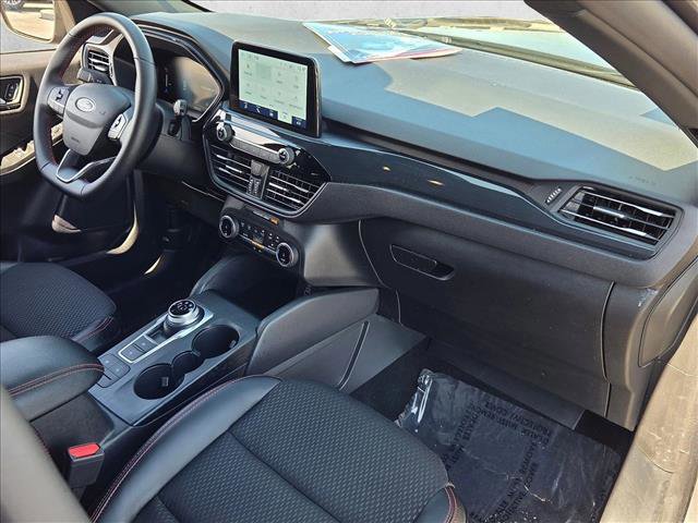 Used 2025 Ford Escape ST-Line image 21