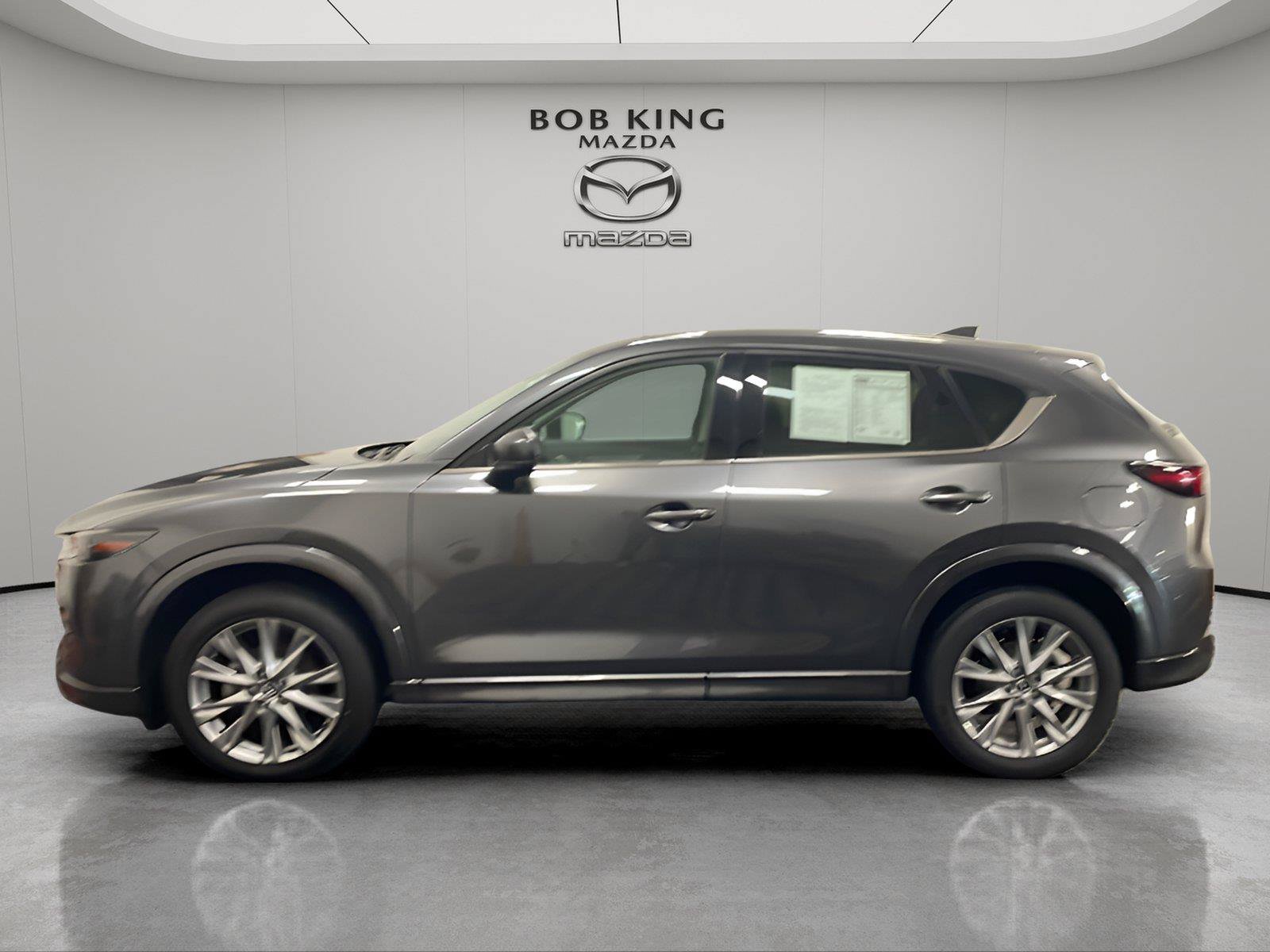 Used 2025 MAZDA CX-5 AWD 2.5 S w/ Premium Plus Pkg image 2