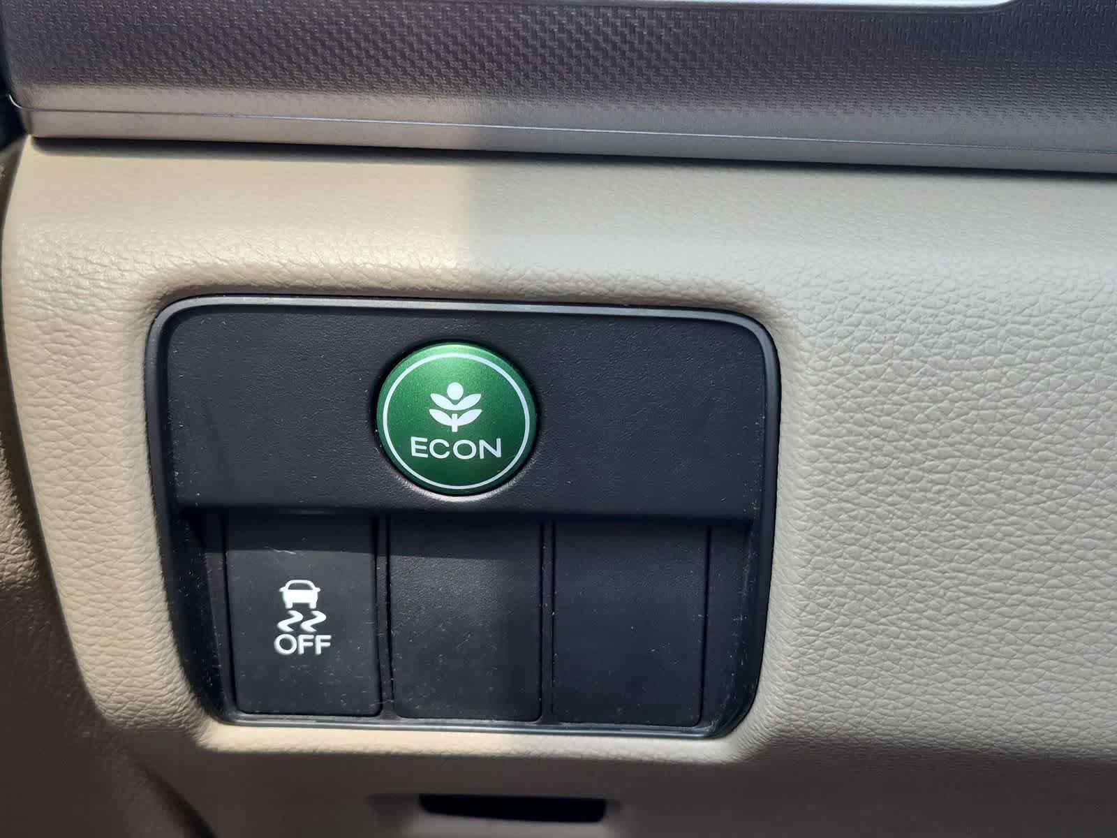 Used 2013 Honda Accord LX image 29