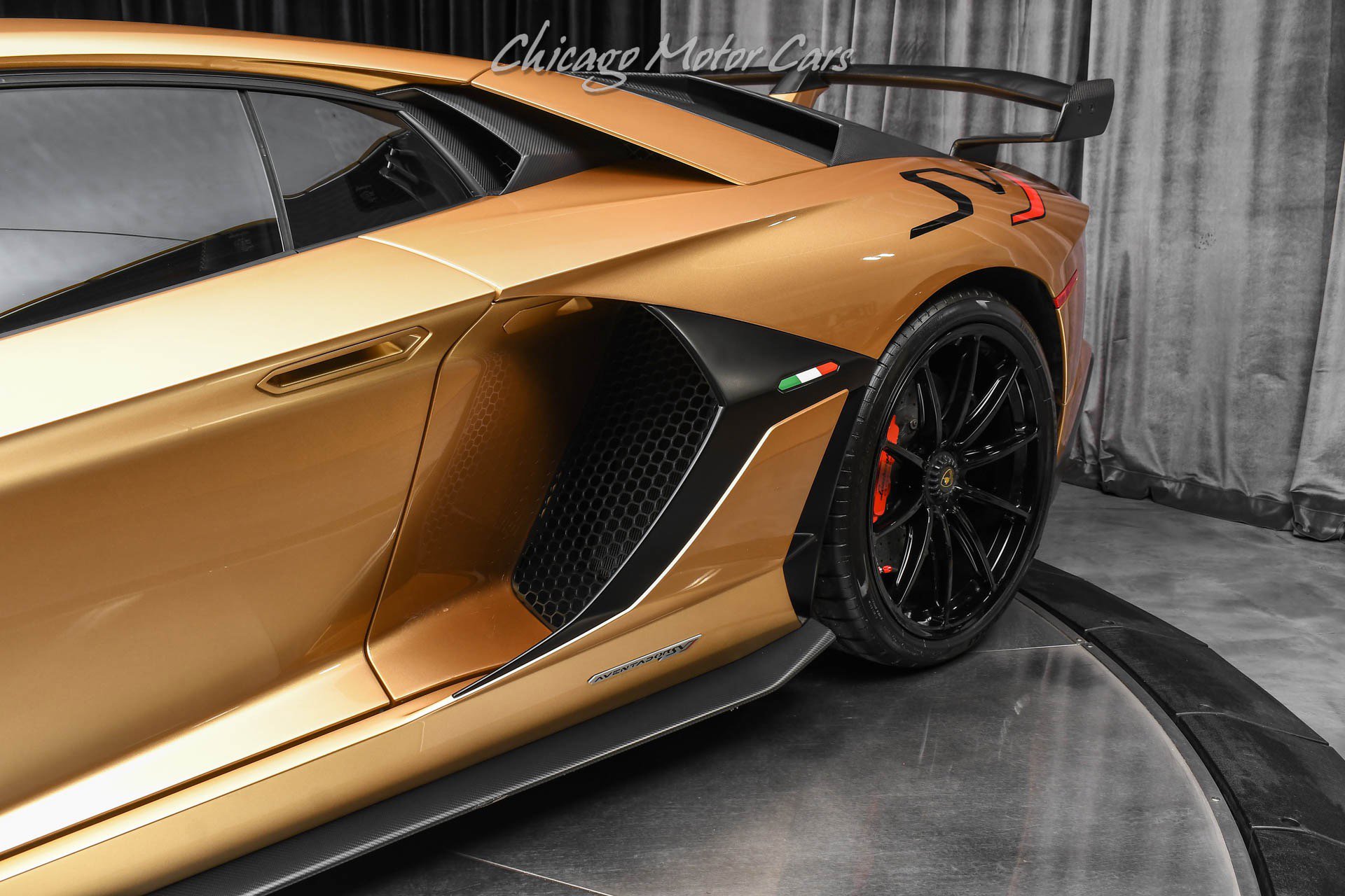 Used 2019 Lamborghini Aventador SVJ AWD/4WD image 36