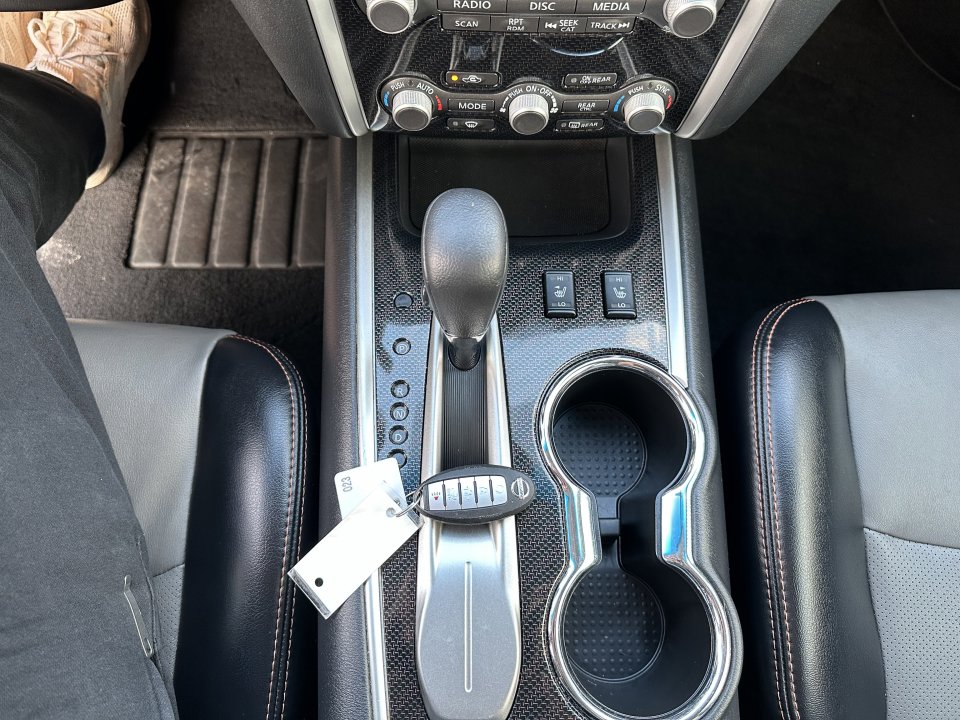 Used 2020 Nissan Pathfinder SL image 13