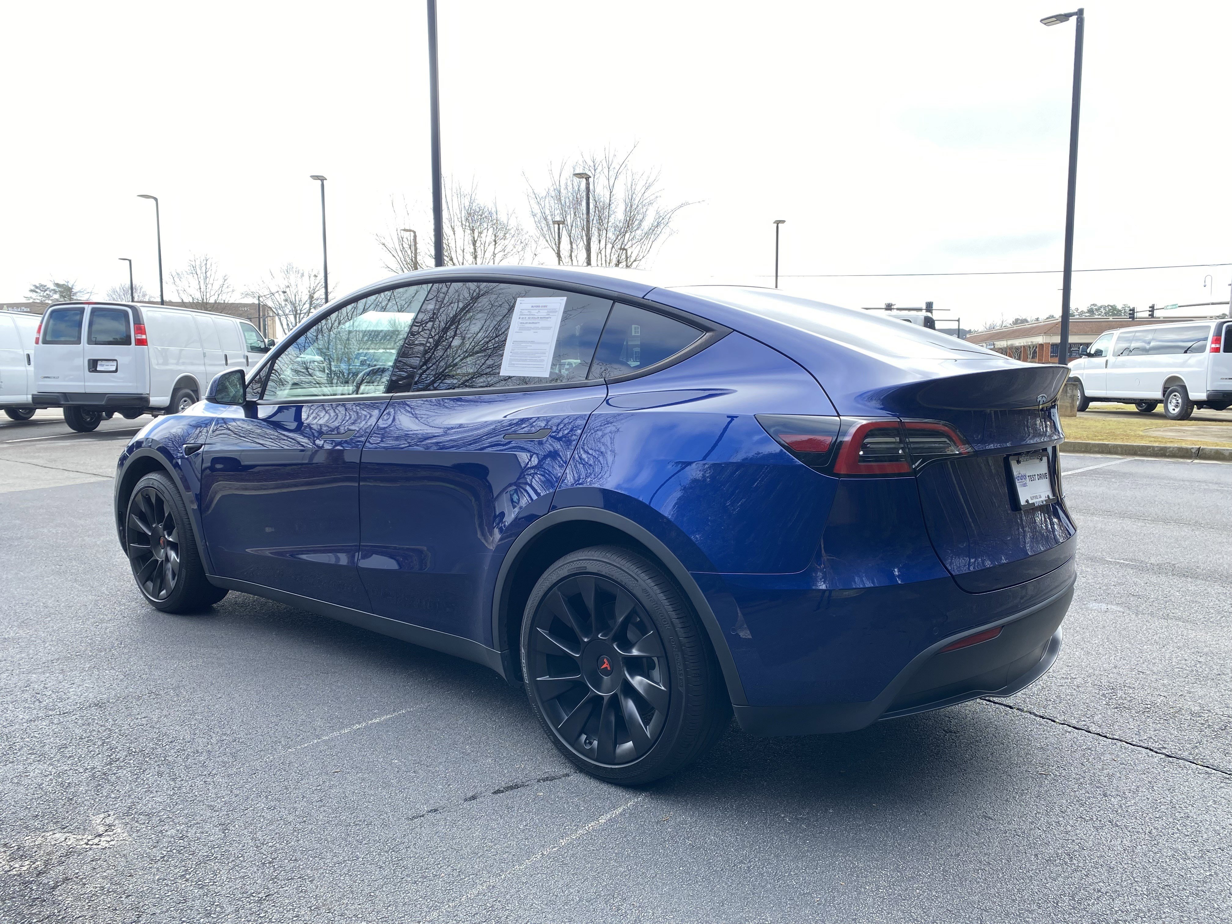 Used 2022 Tesla Model Y Long Range image 7