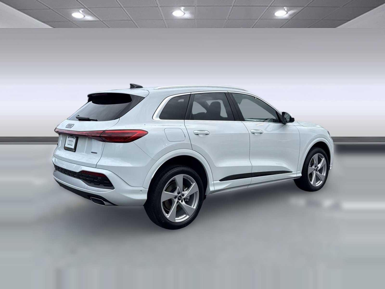 Used 2025 Audi Q5 Premium Plus image 9