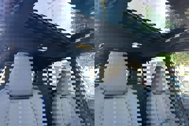 Certified 2024 Toyota Corolla Cross SE w/ Moonroof Package image 21