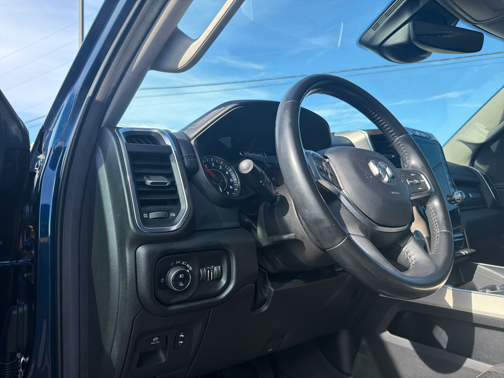 Used 2022 RAM 1500 Laramie RWD image 7