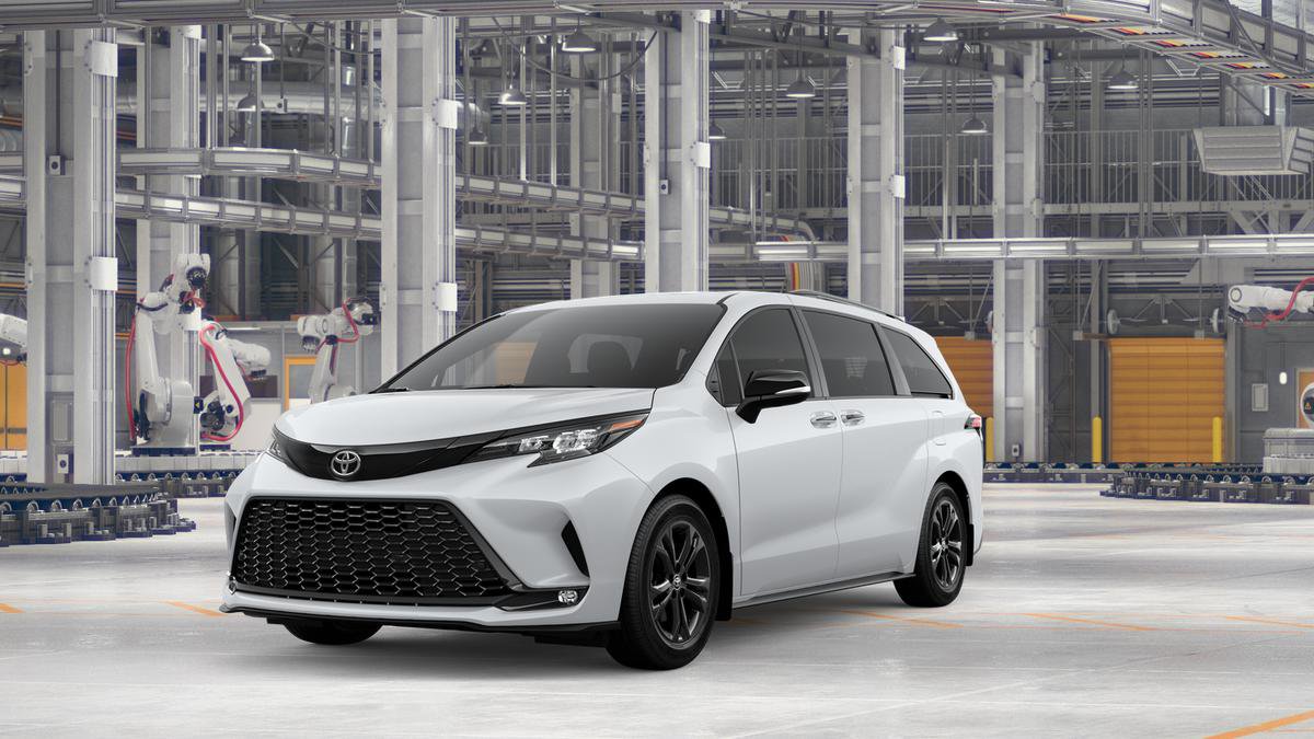 New 2026 Toyota Sienna XSE