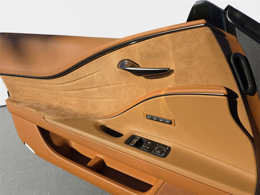 Used 2018 Lexus LC 500h image 25