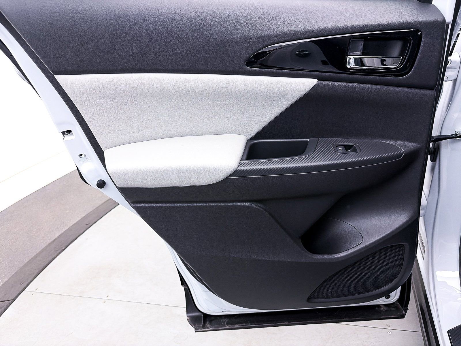 New 2026 Mitsubishi Eclipse Cross SEL image 24