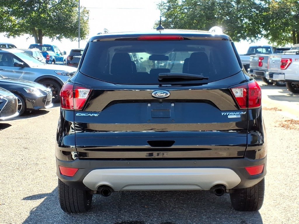 Used 2019 Ford Escape Titanium AWD/4WD image 5