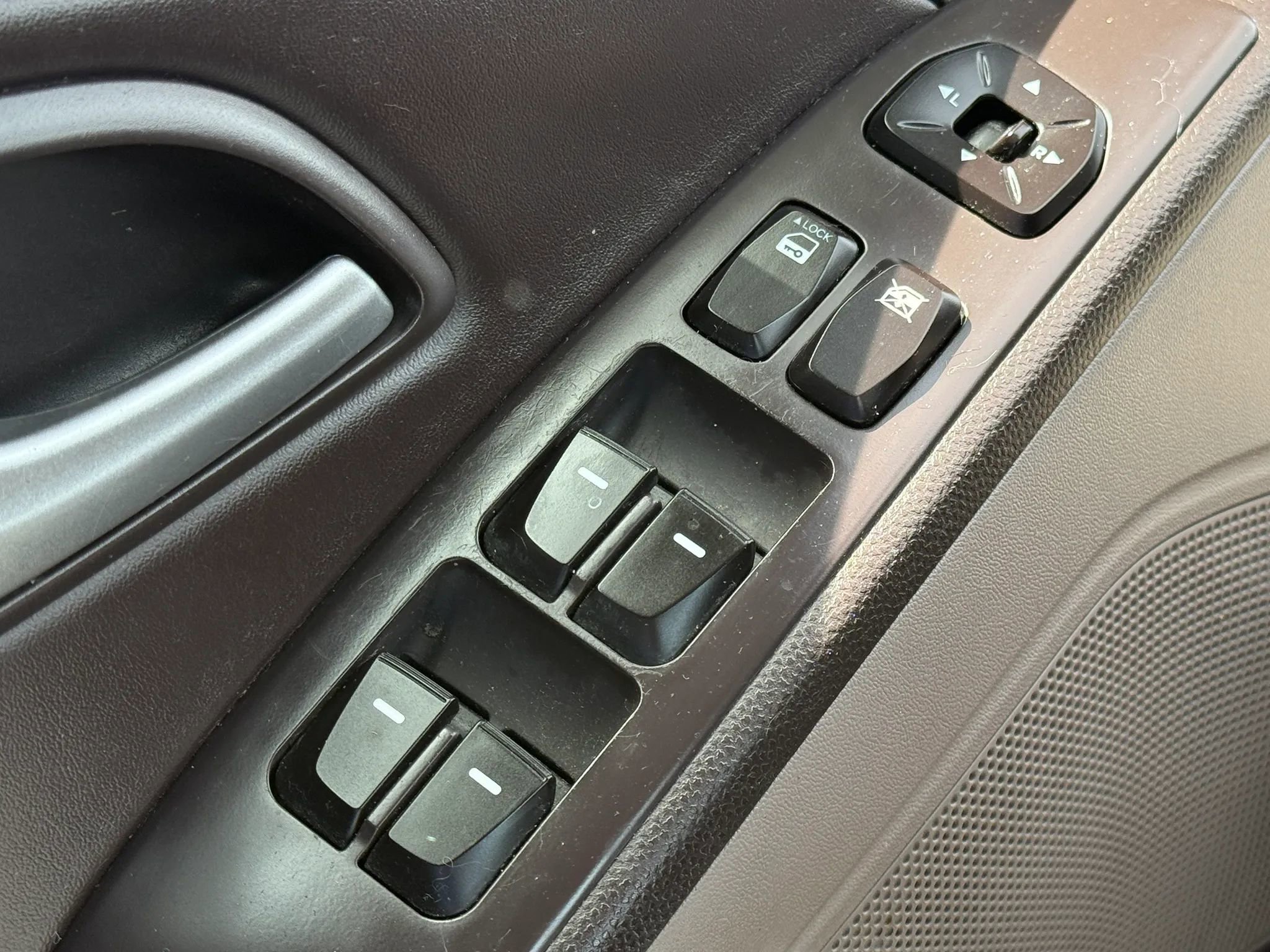 Used 2012 Hyundai Tucson GLS AWD/4WD image 23