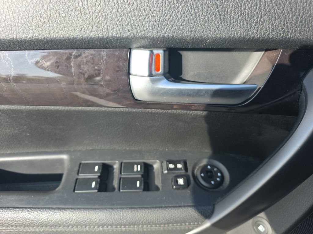 Used 2014 Kia Sorento LX w/ LX V6 Convenience Package image 18