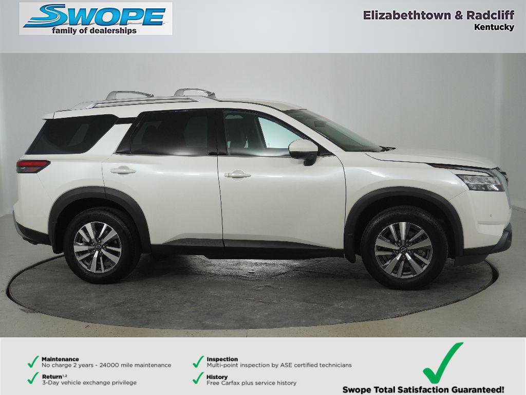 Certified 2024 Nissan Pathfinder SL image 3