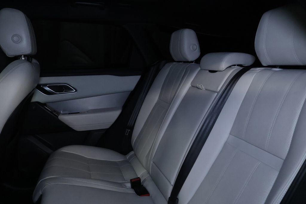 Used 2020 Land Rover Range Rover Velar R-Dynamic S image 12