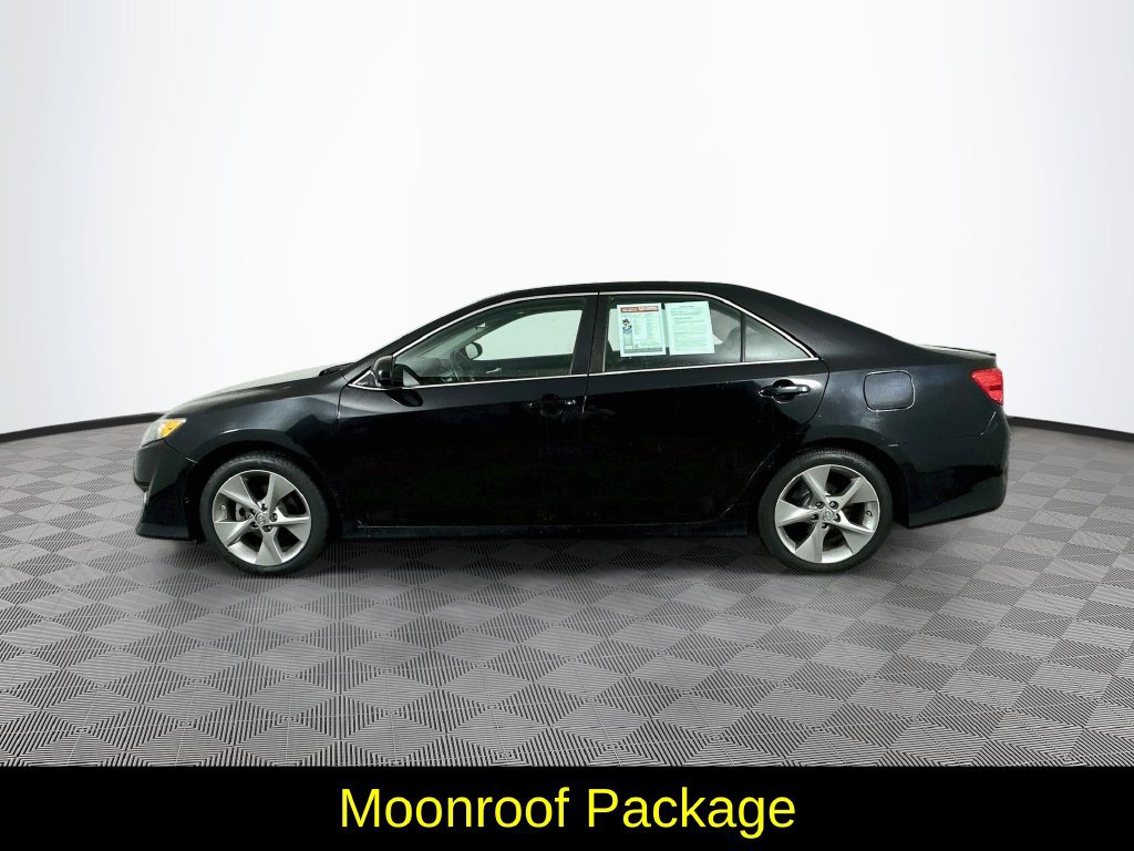Used 2014 Toyota Camry SE FWD image 6
