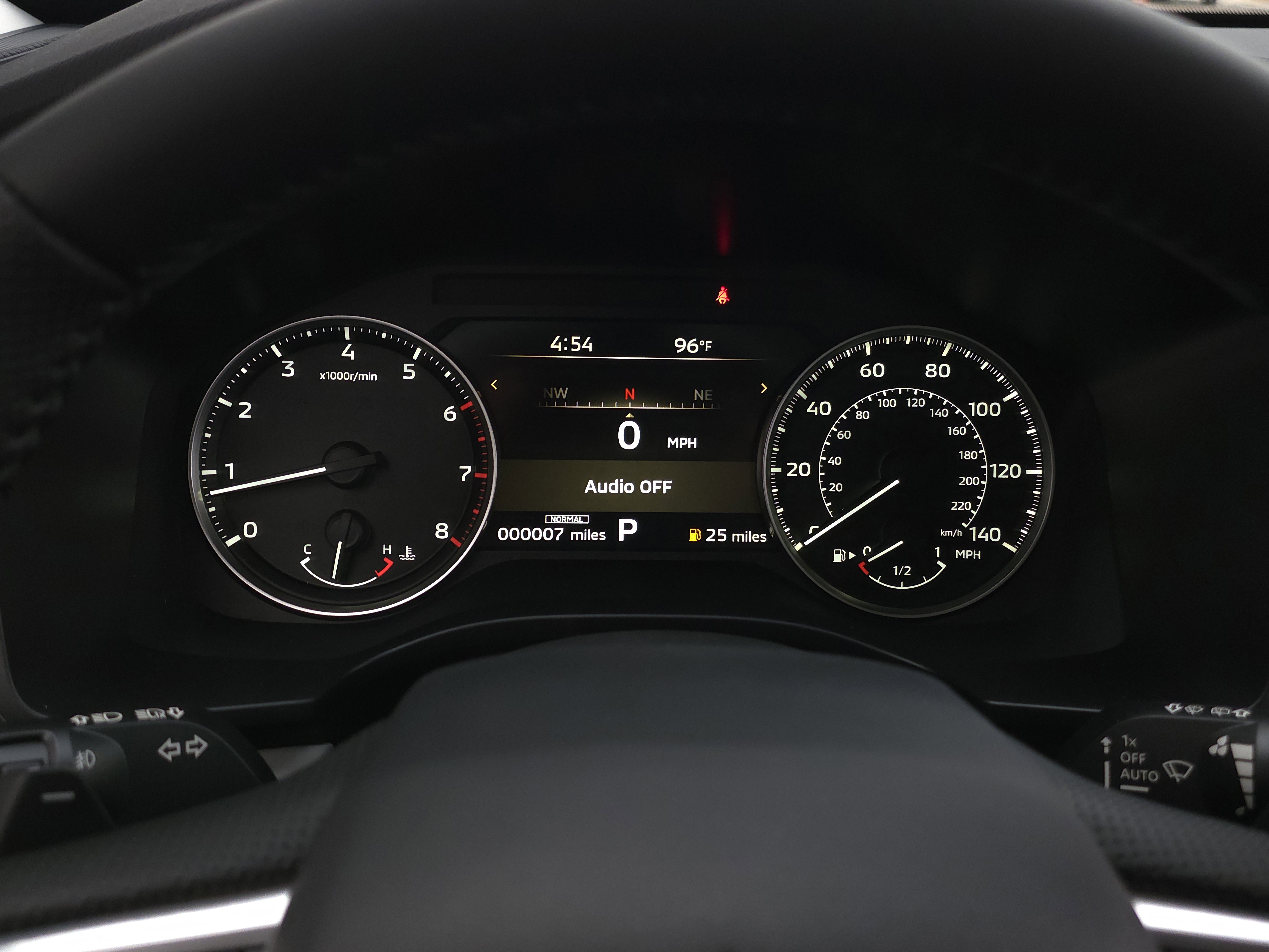 New 2025 Mitsubishi Outlander SE image 14
