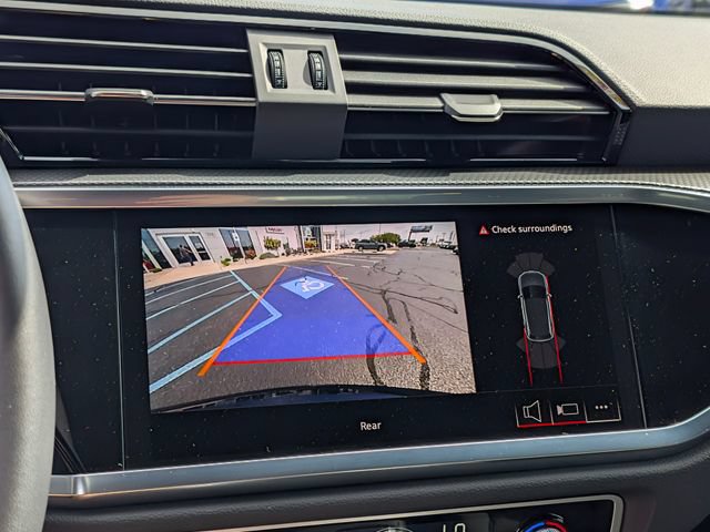 Certified 2025 Audi Q3 2.0T Premium AWD/4WD image 32