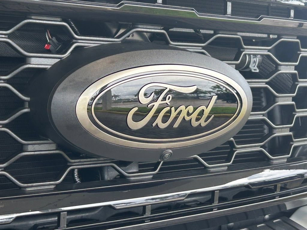 New 2026 Ford F250 Lariat w/ Black Appearance Package AWD/4WD image 22