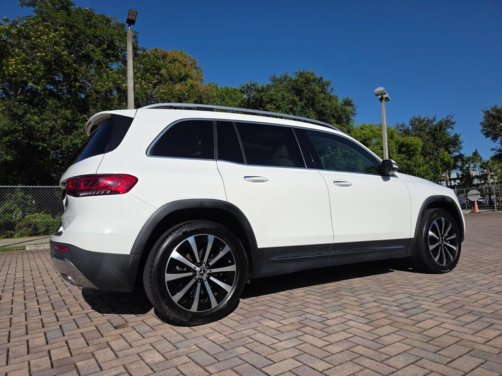 Used 2022 Mercedes-Benz GLB 250 image 11