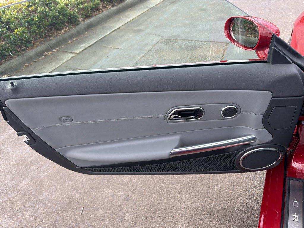 Used 2005 Chrysler Crossfire Limited image 15