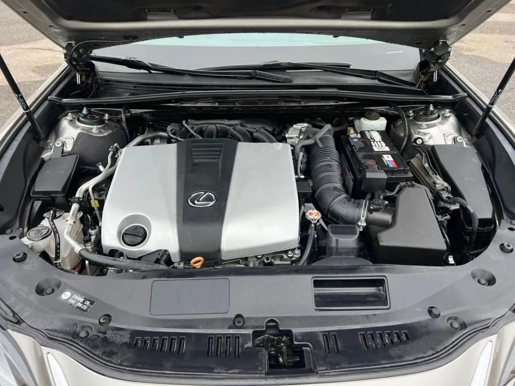 Used 2020 Lexus ES 350 w/ Premium Package image 34