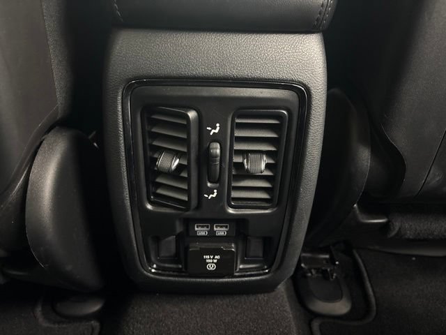 Used 2019 Jeep Grand Cherokee Limited AWD/4WD image 24