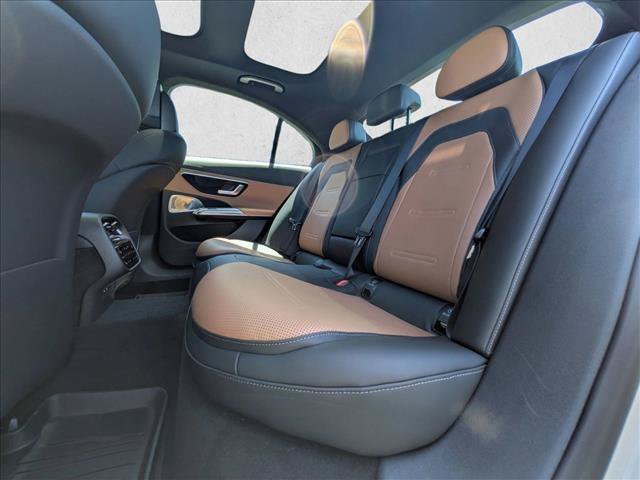 New 2026 Mercedes-Benz E 53 AMG e 4MATIC Sedan image 16