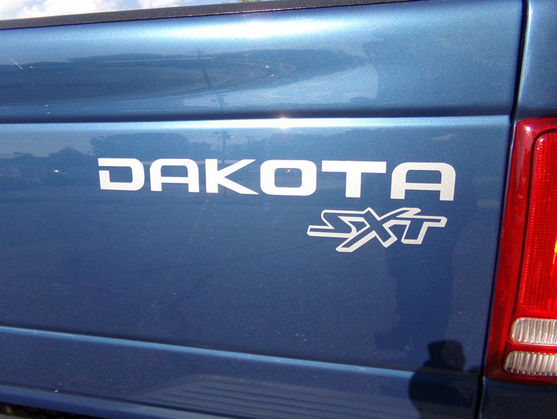 Used 2004 Dodge Dakota 4x4 Regular Cab w/ Tire & Handling Group image 27