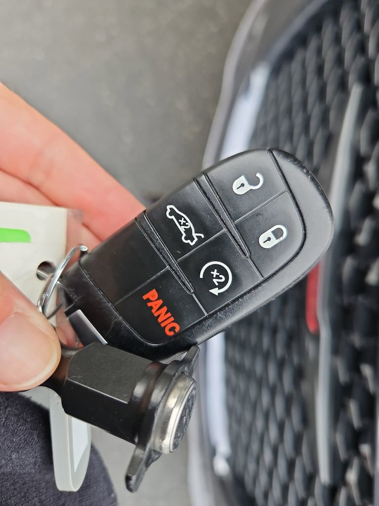 Used 2023 Chrysler 300 S image 38