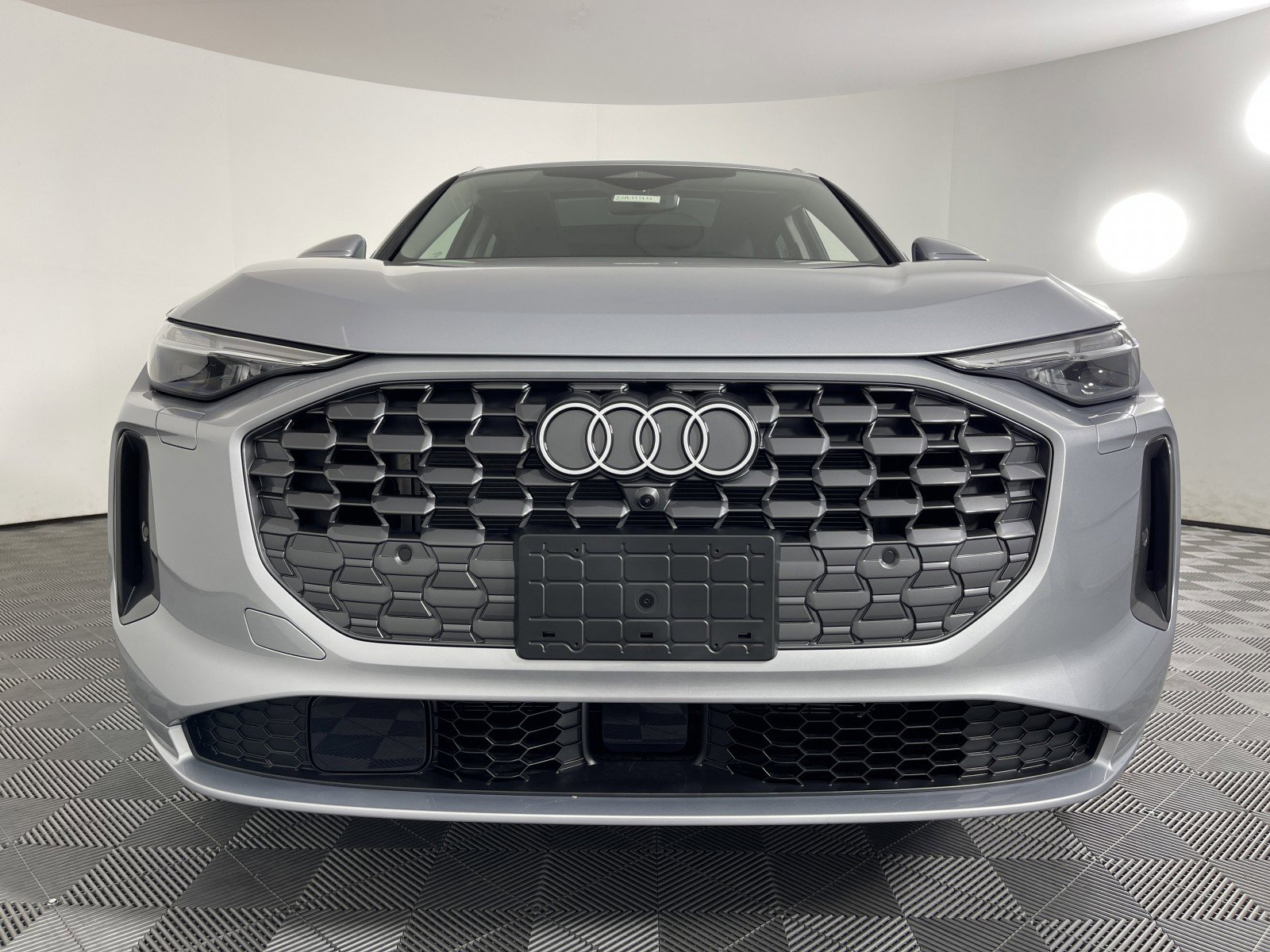 New 2025 Audi Q5 Premium Plus w/ Premium Plus image 9