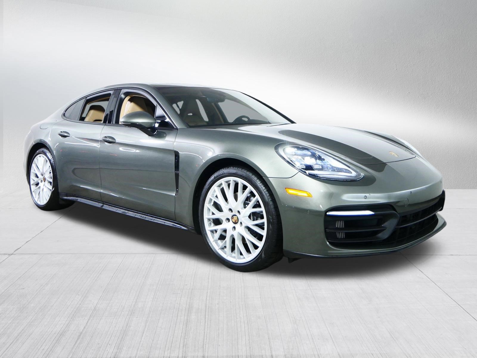 Used 2022 Porsche Panamera 4 image 1