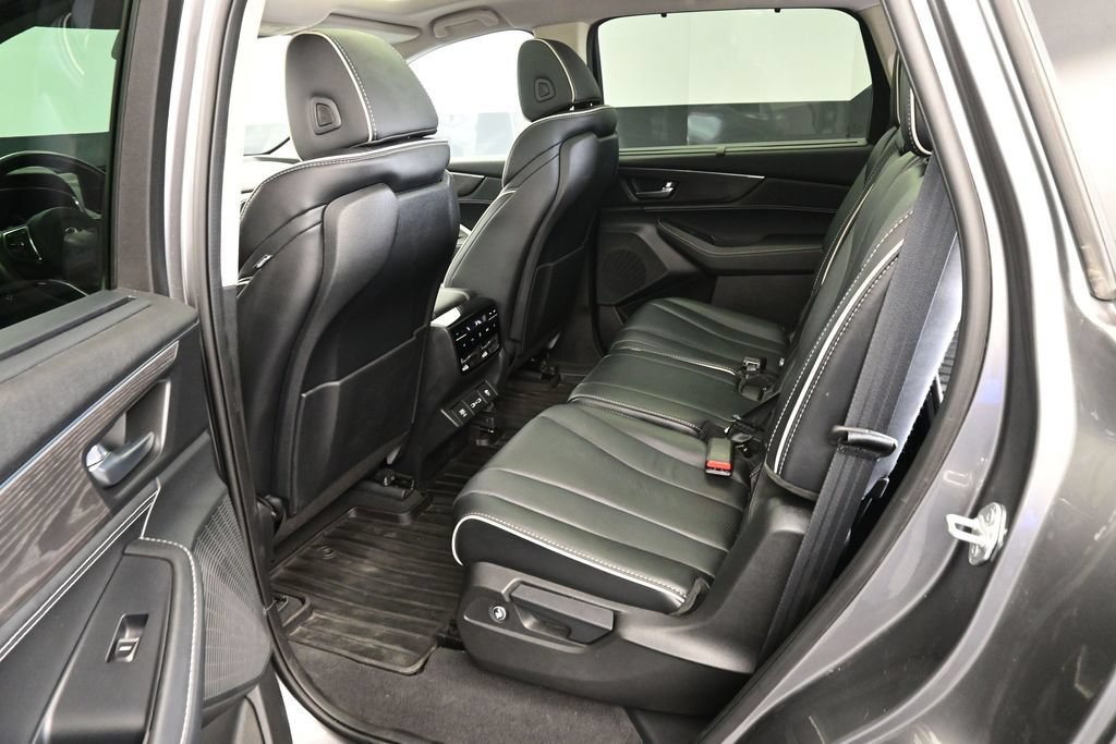 Used 2024 Acura MDX w/ Advance Package AWD/4WD image 17