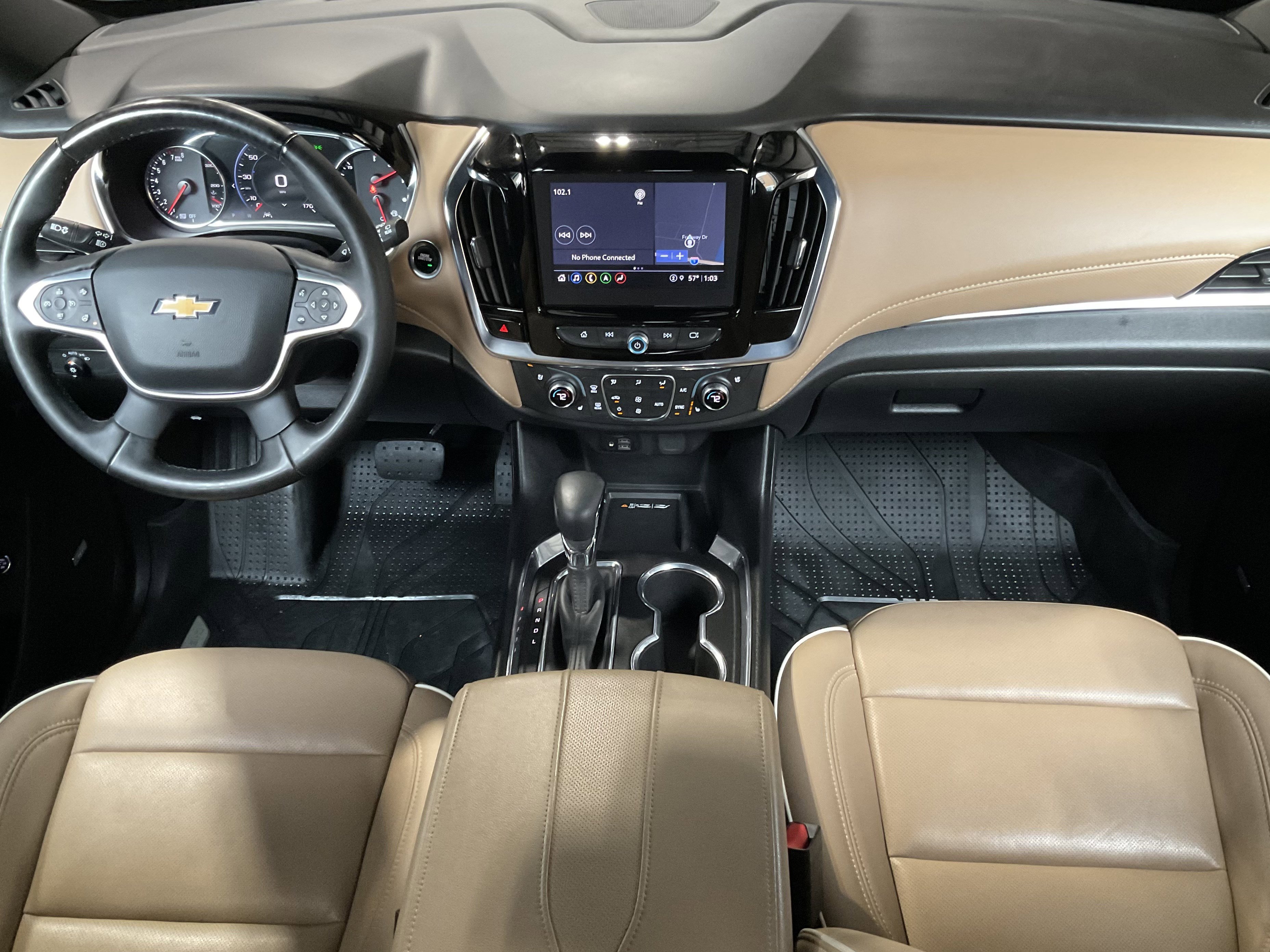 Used 2023 Chevrolet Traverse Premier image 27