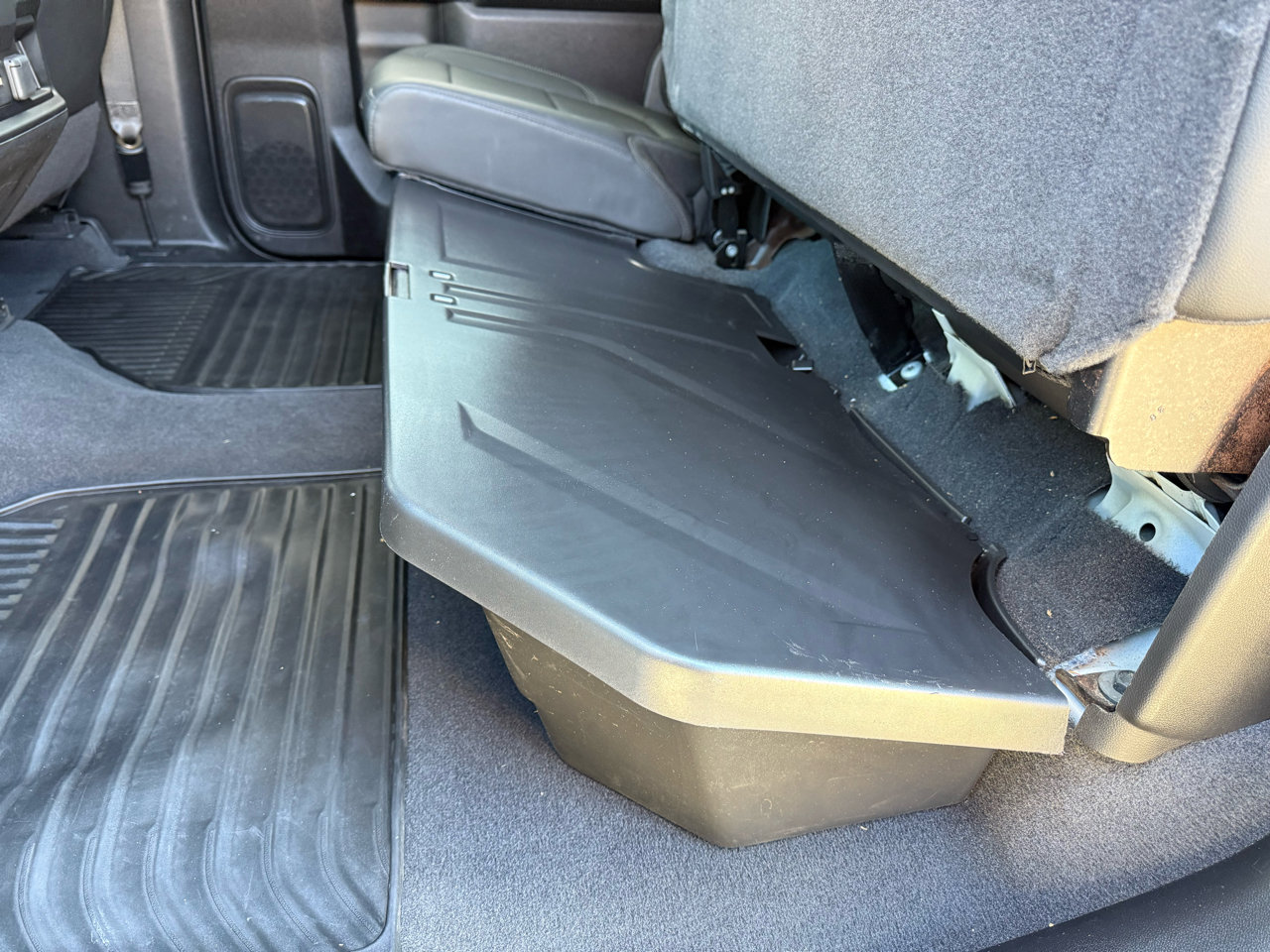 Used 2020 Chevrolet Silverado 2500 LT w/ Texas Edition image 25