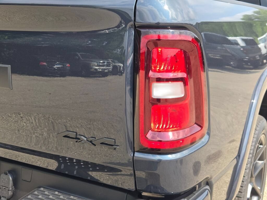 New 2027 RAM 1500 Laramie w/ Night Edition AWD/4WD image 12