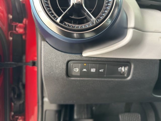 New 2026 Chevrolet Equinox EV LT w/ Convenience Package II AWD/4WD image 25