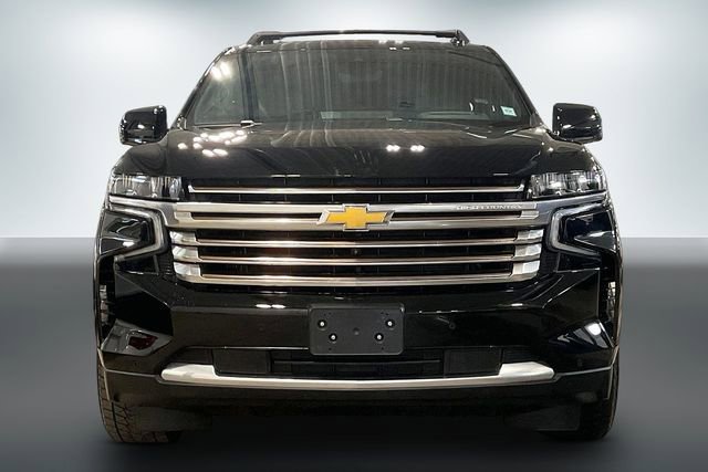 Used 2023 Chevrolet Tahoe High Country AWD/4WD image 3